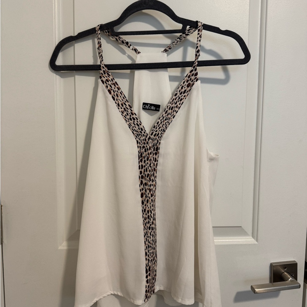 chic White Leopard Trim Women's Top